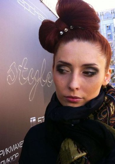 Прическа на свадьбу J16480 - Парикмахерская J Style