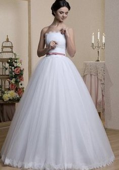 Свадебное платье В42816. С пышной юбкой, длинное без шлейфа.