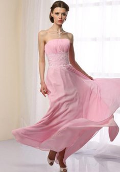 Вечернее платье В42852. А-силуэт, длинное без шлейфа.